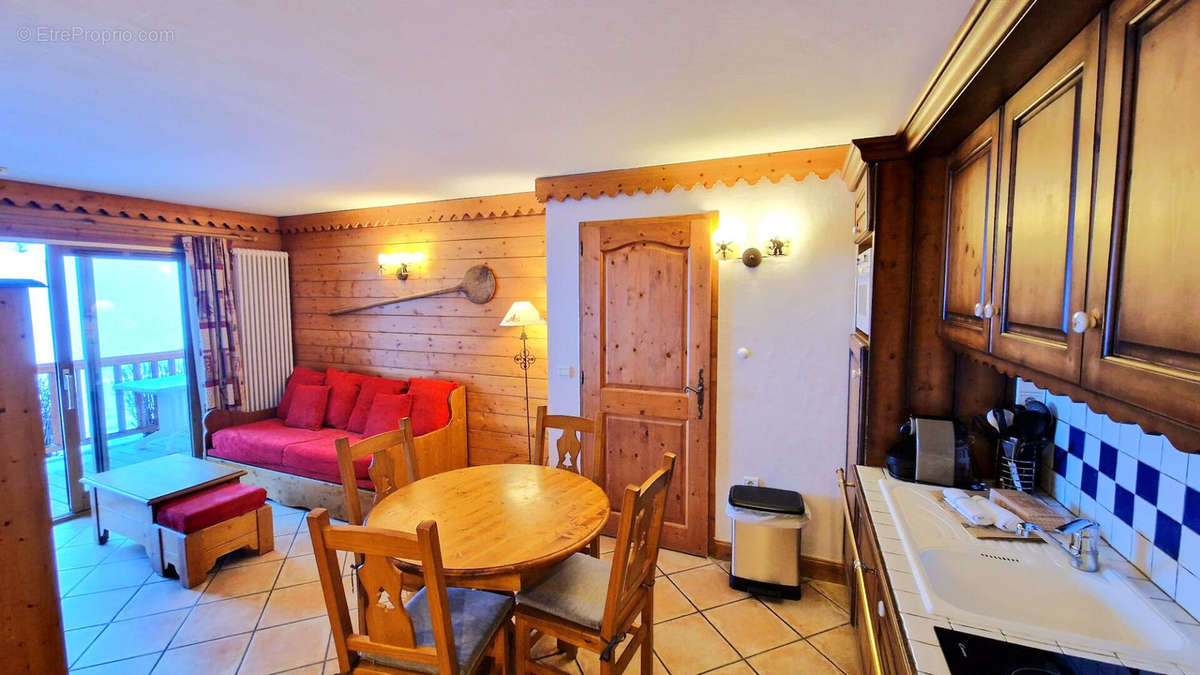 Appartement à LES CHAPELLES