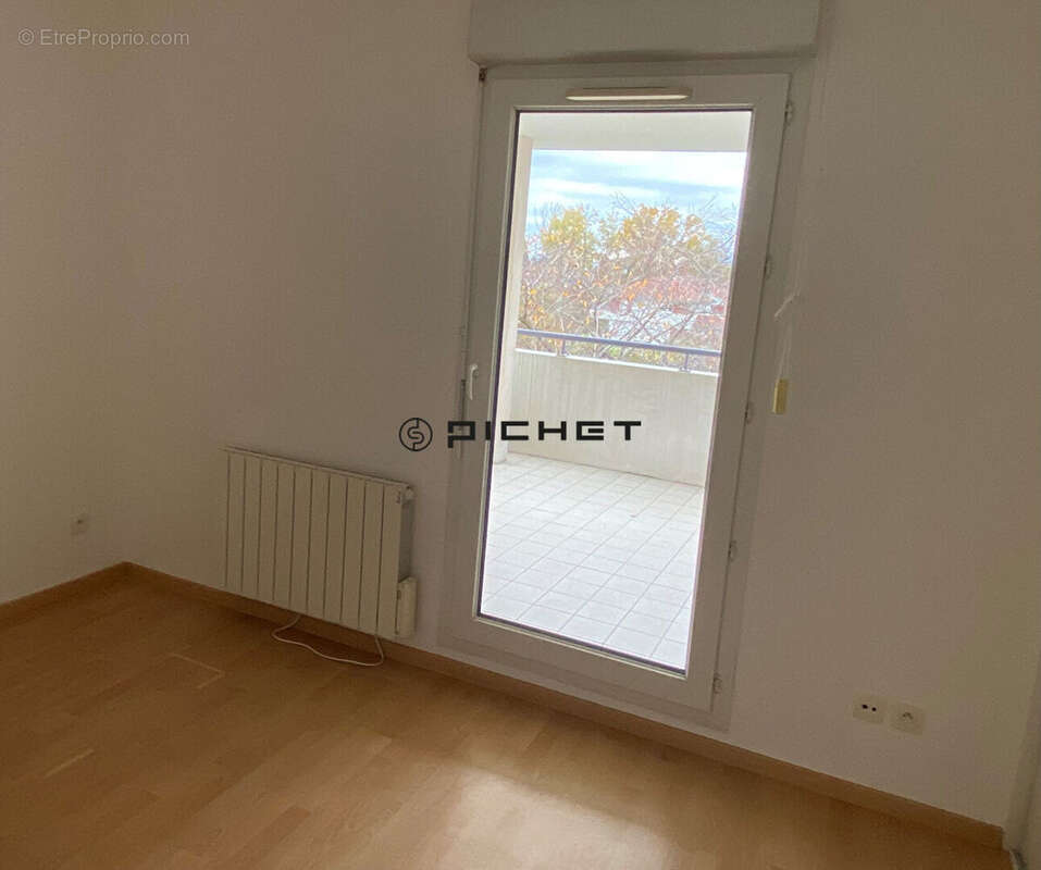 Appartement à PREVESSIN-MOENS