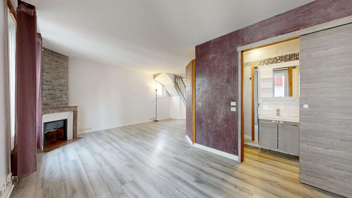 Appartement à NANTERRE