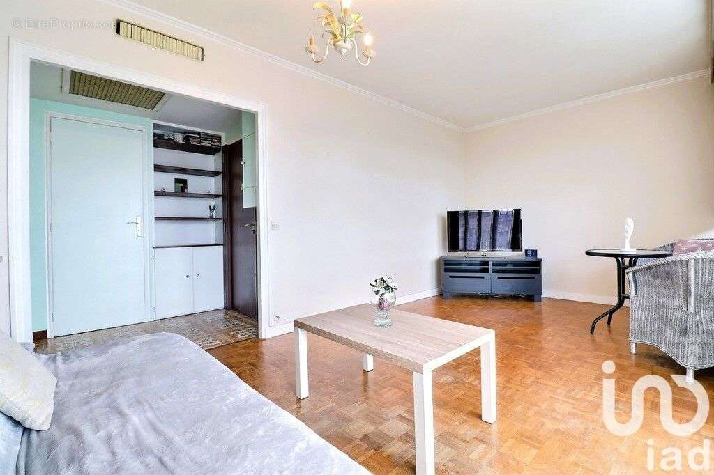 Photo 3 - Appartement à NEUILLY-SUR-MARNE