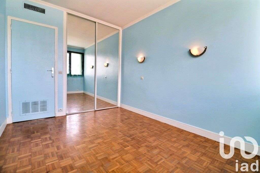 Photo 8 - Appartement à NEUILLY-SUR-MARNE