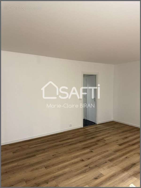 Photo 6 - Appartement à SAINT-MAUR-DES-FOSSES