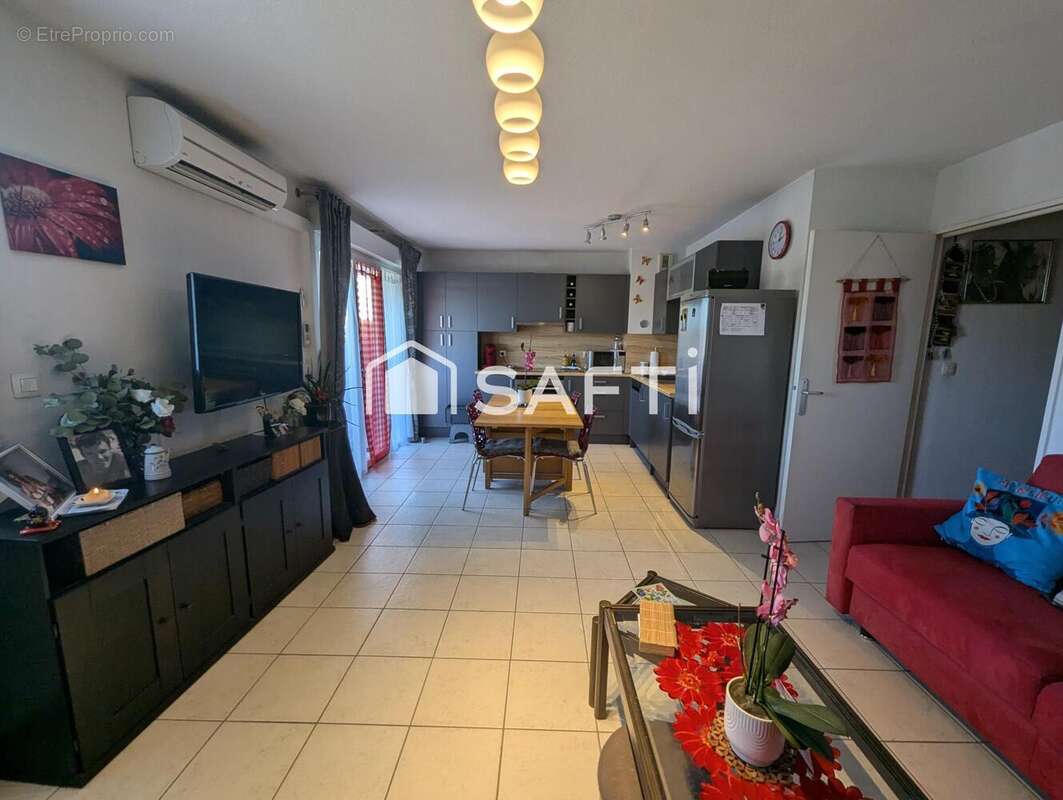 Photo 3 - Appartement à FREJUS