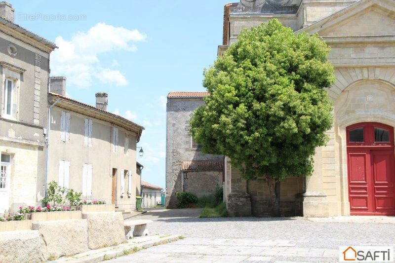 Photo 1 - Maison à SAINT-ESTEPHE