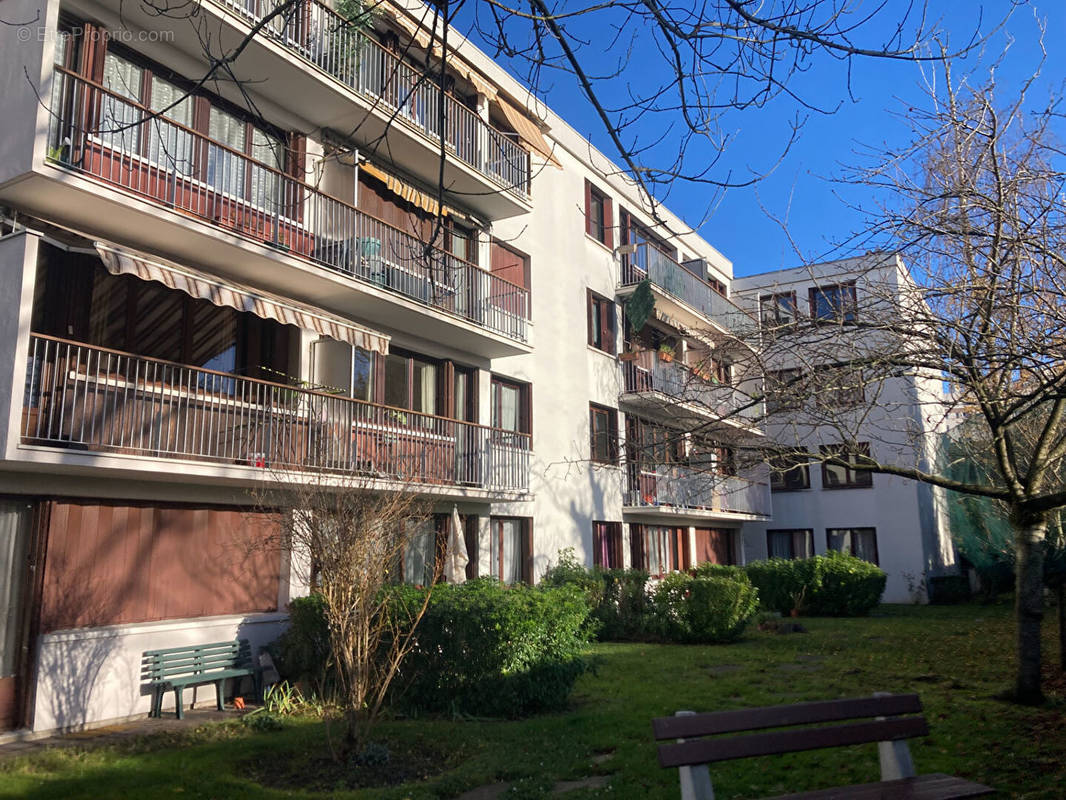 Appartement à EPINAY-SUR-SEINE