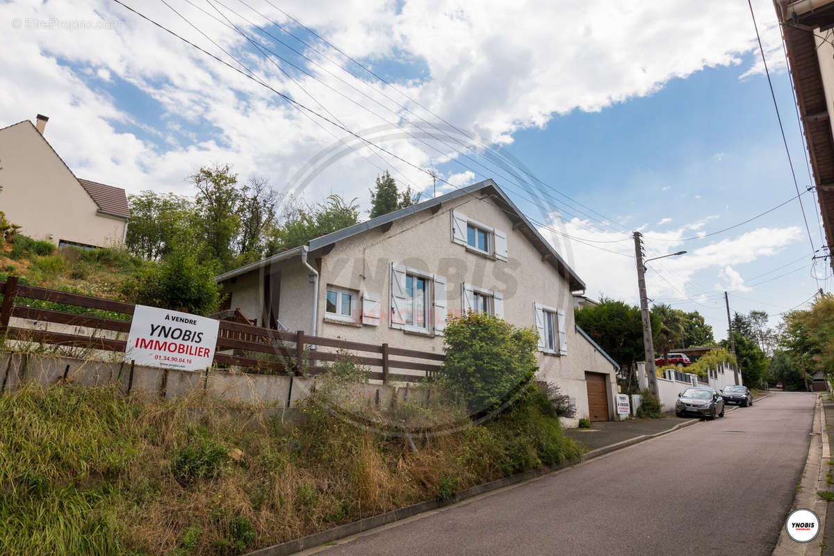 Maison à CHAPET