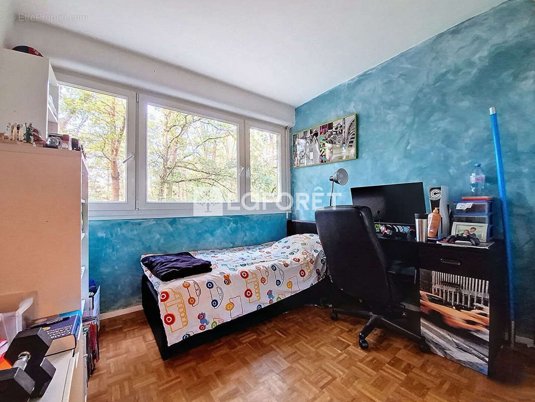 Appartement à VERNEUIL-SUR-SEINE