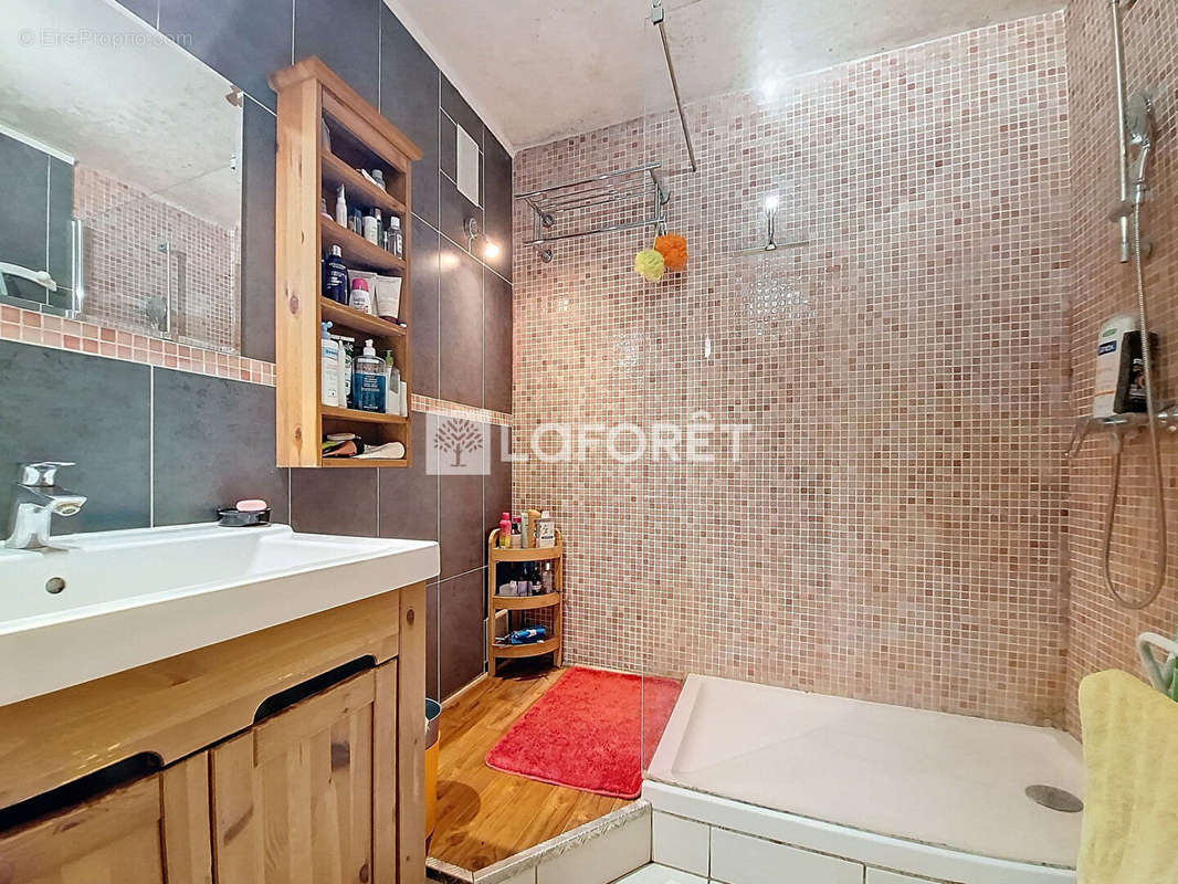 Appartement à VERNEUIL-SUR-SEINE