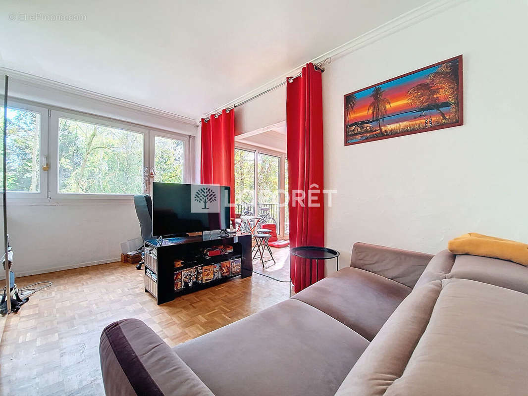 Appartement à VERNEUIL-SUR-SEINE