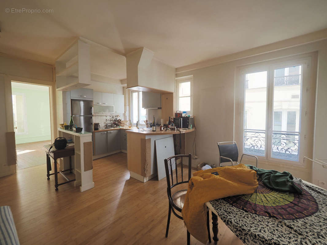 Appartement à PARIS-11E