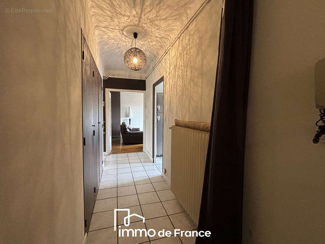 Appartement à LE MONASTERE