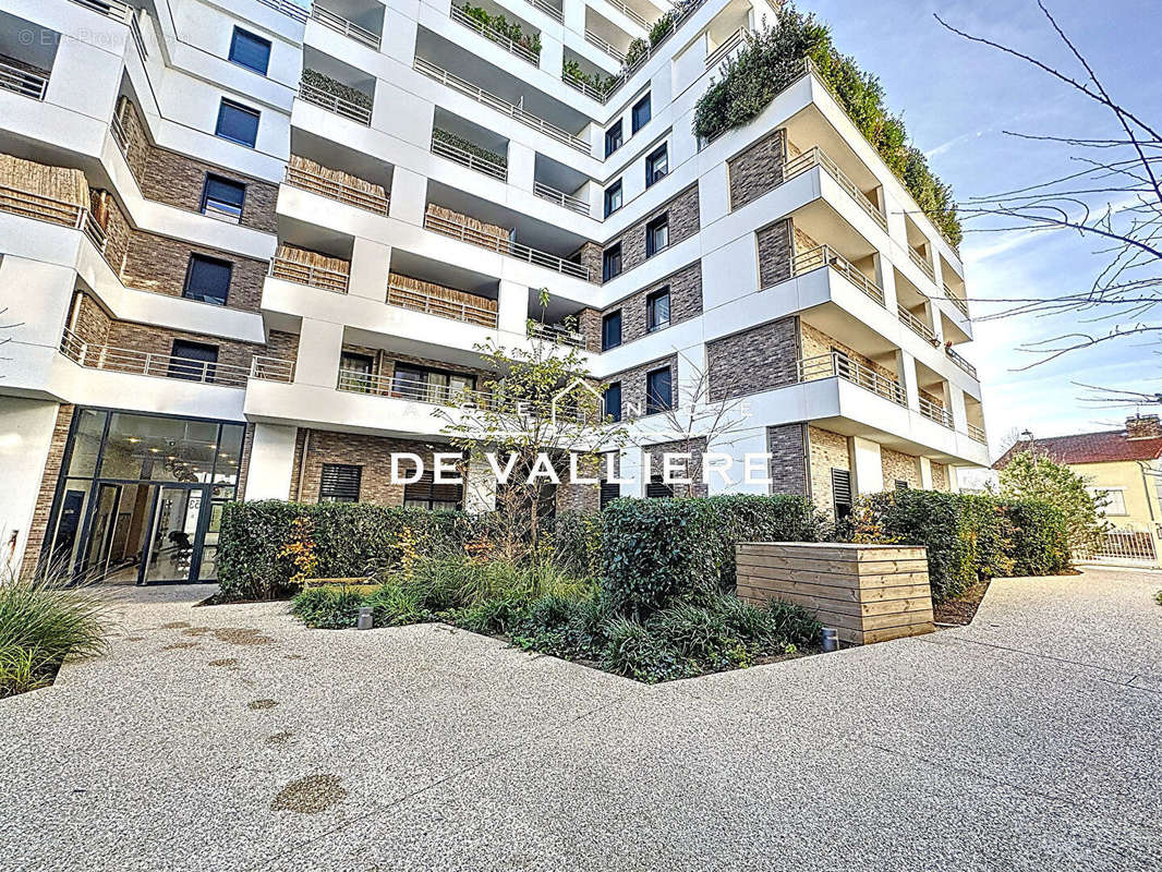 Appartement à RUEIL-MALMAISON