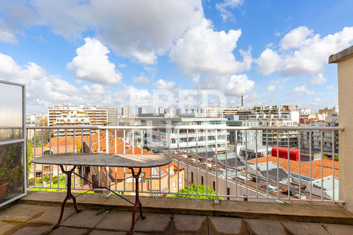 Appartement à PARIS-15E