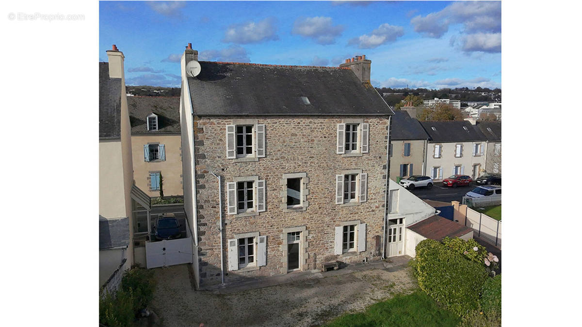 Maison à LANDERNEAU