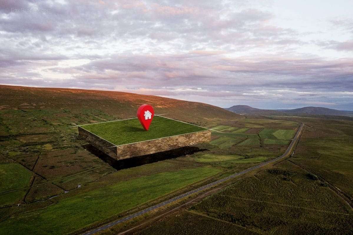 Terrain à LA BAZOGE