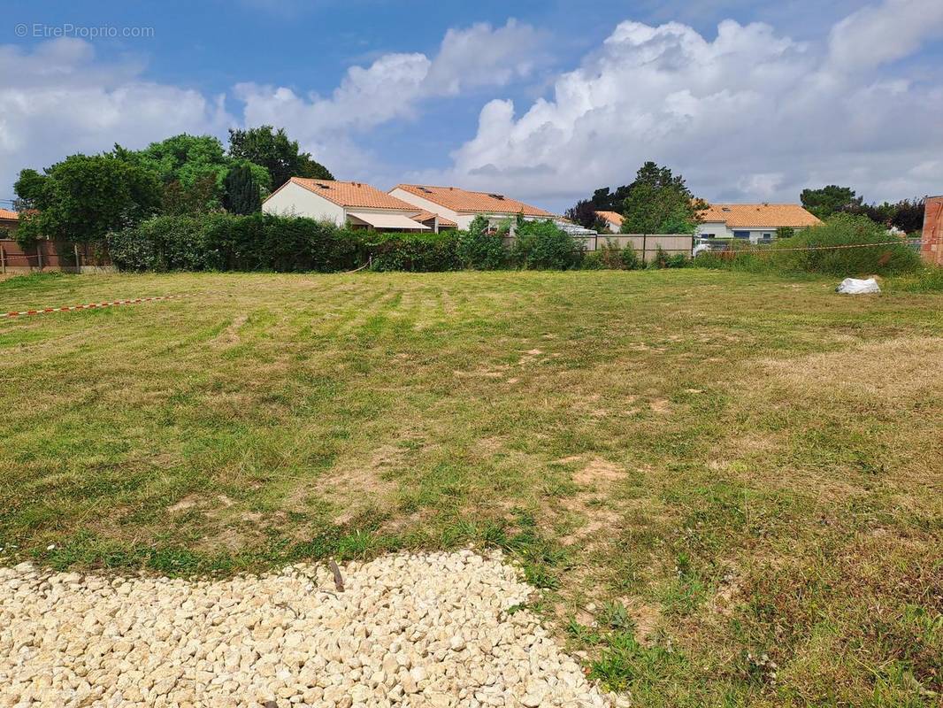 Terrain à SAINT-PALAIS-SUR-MER