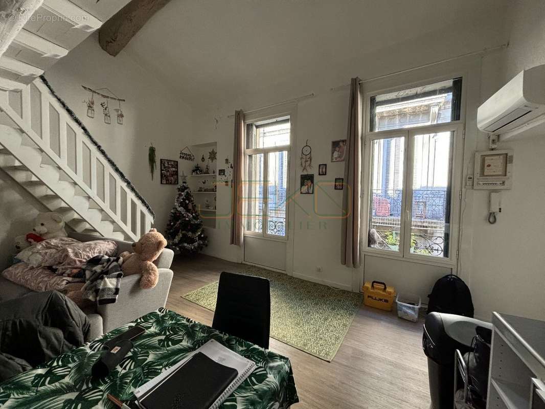 Appartement à NIMES