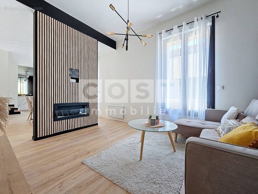 Appartement à ASNIERES-SUR-SEINE