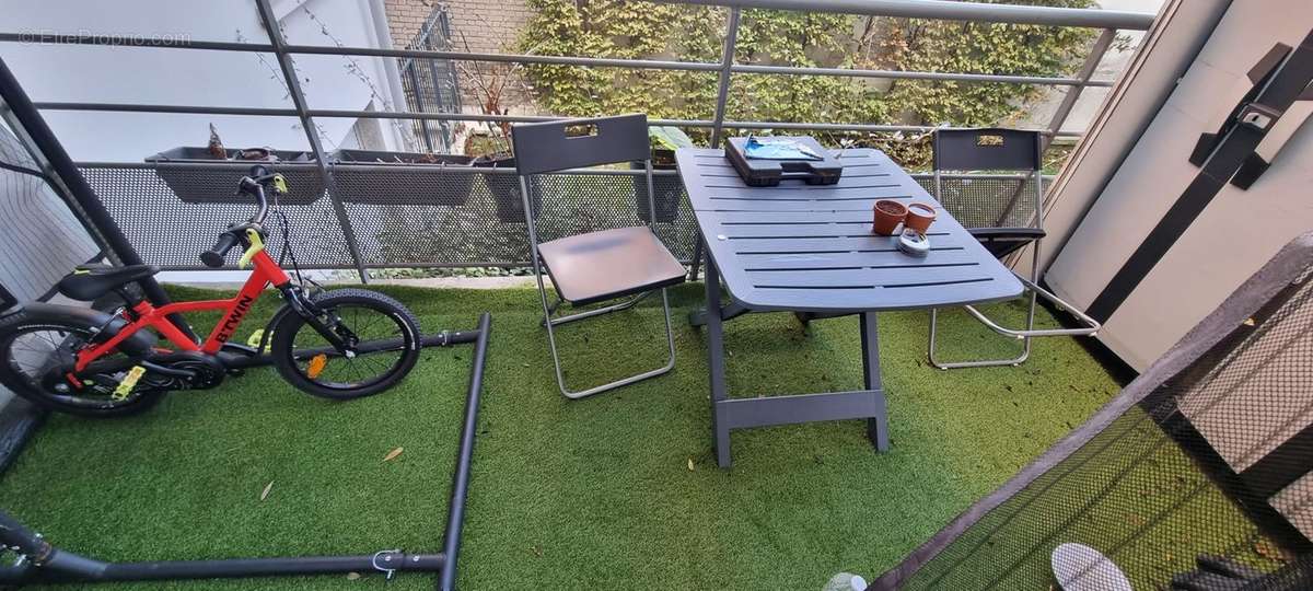 Appartement à AUBERVILLIERS