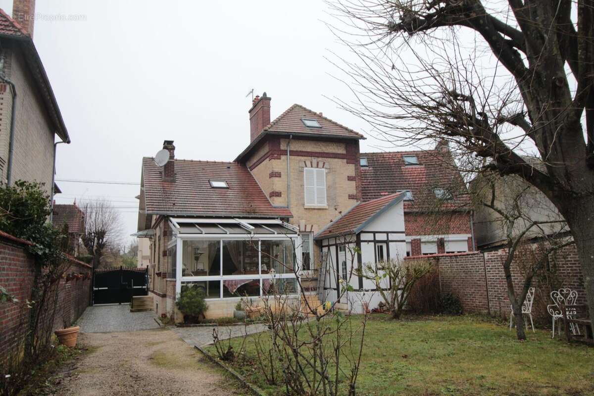 Maison à COMPIEGNE