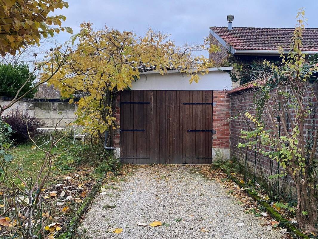 Maison à COMPIEGNE