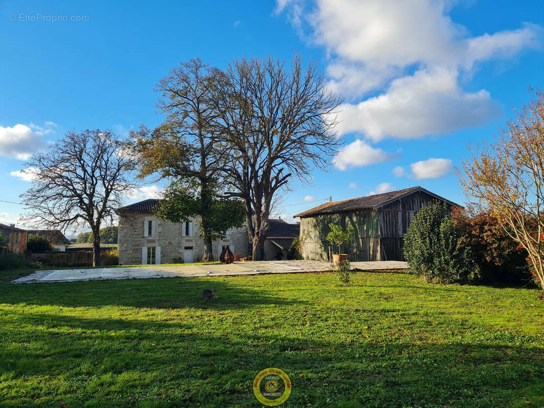 Maison à CLAIRAC