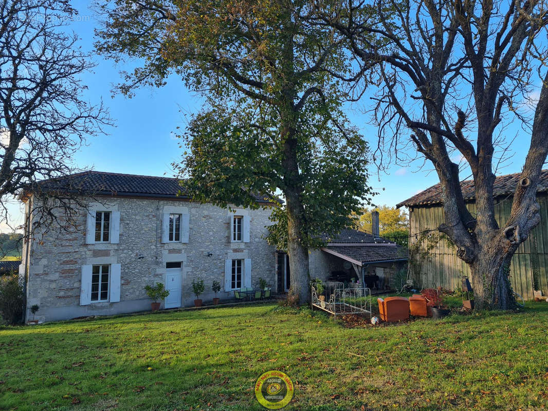 Maison à CLAIRAC