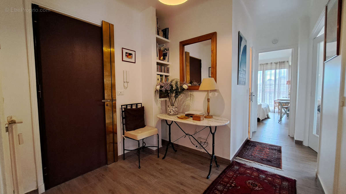 Appartement à MENTON