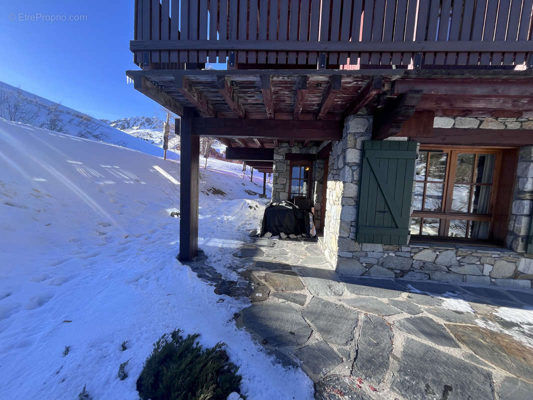 Appartement à LES CHAPELLES