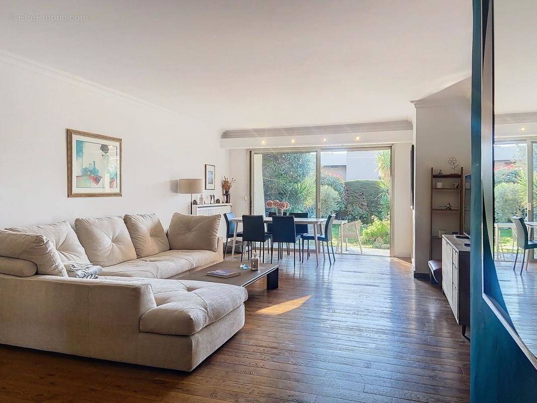 Appartement à CAGNES-SUR-MER