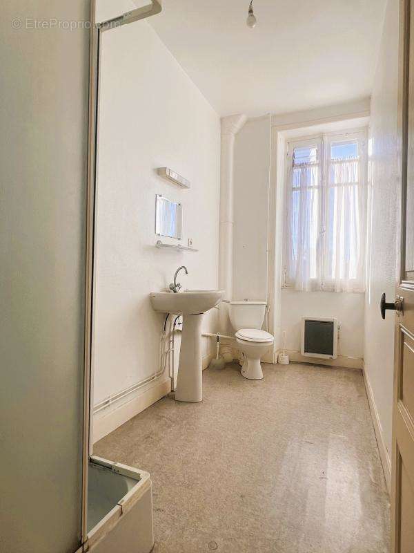 Appartement à BRIVE-LA-GAILLARDE