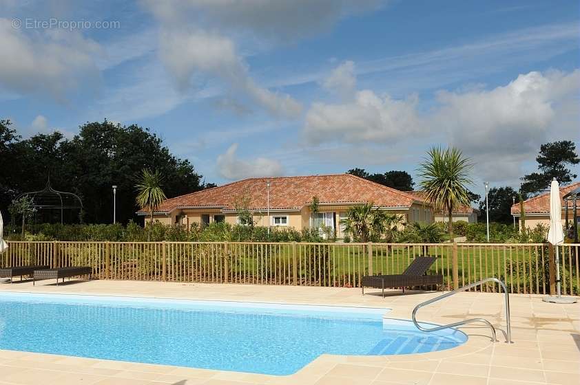 Maison à SAINT-JULIEN-DES-LANDES