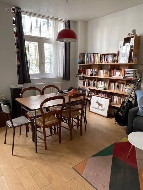 Appartement à PARIS-11E