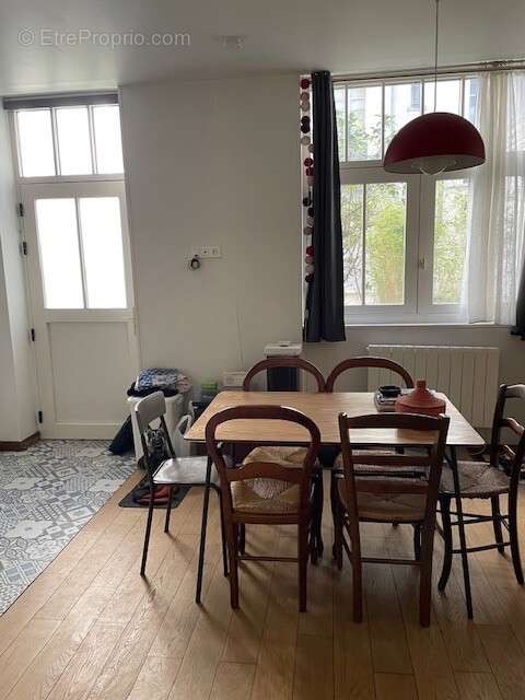 Appartement à PARIS-11E