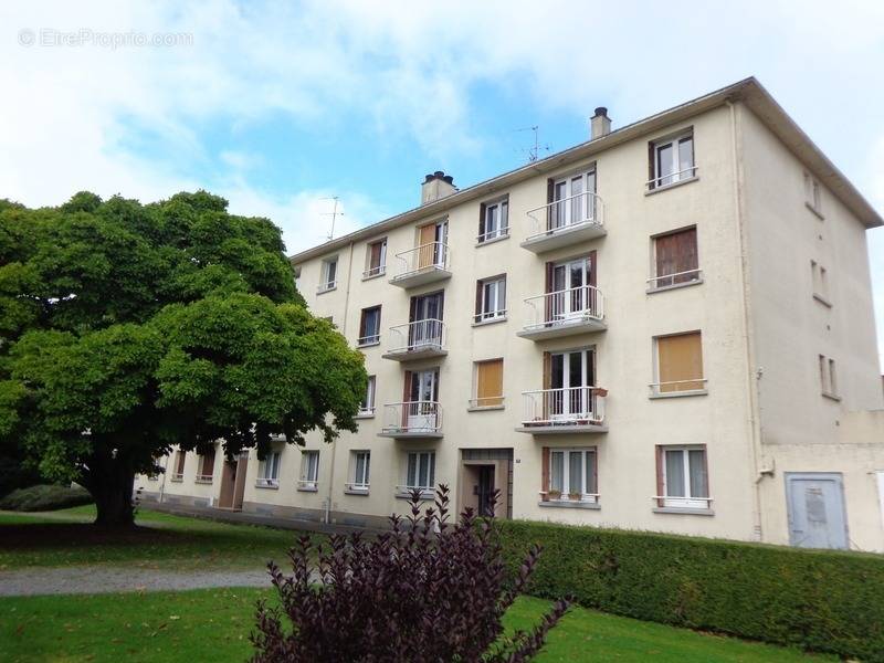 Appartement à FOUGERES