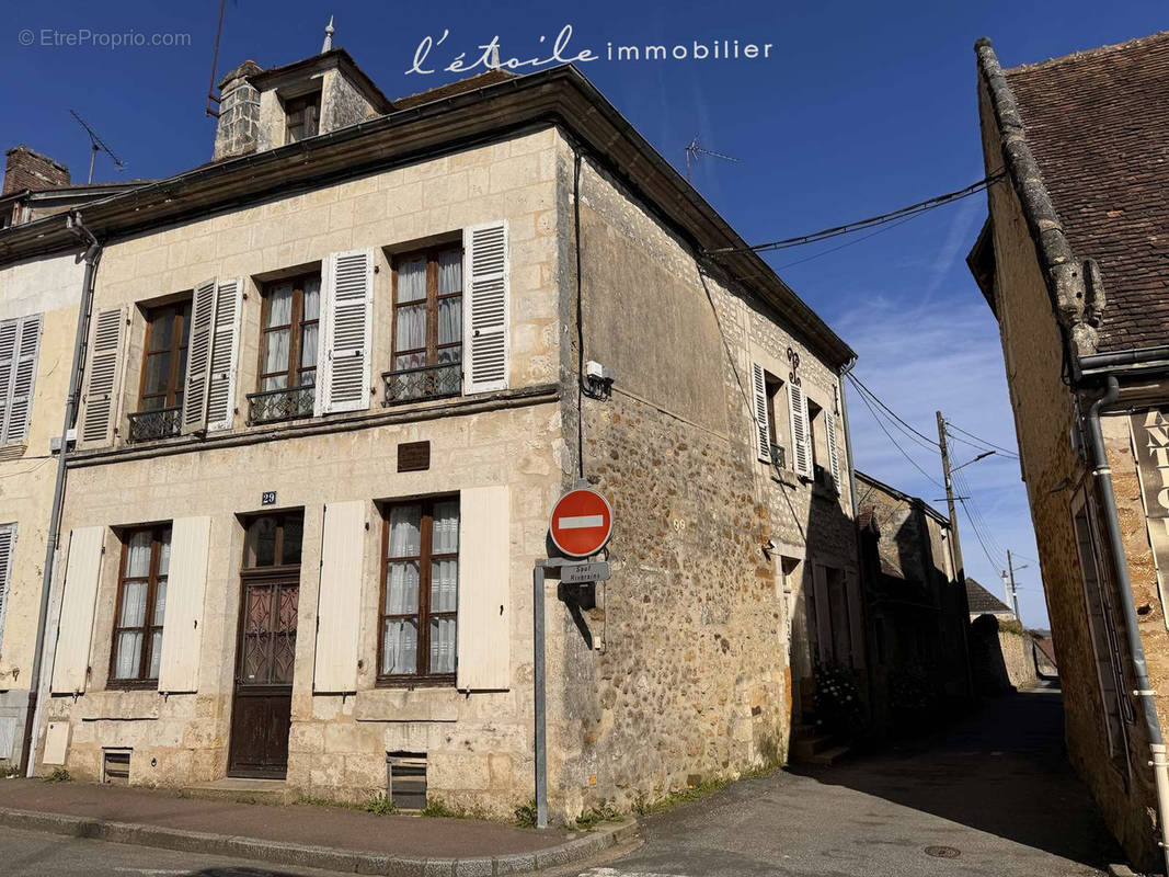 Maison à MORTAGNE-AU-PERCHE