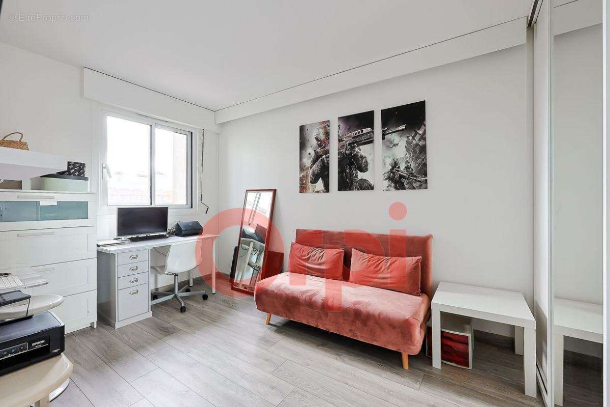 Appartement à PARIS-20E