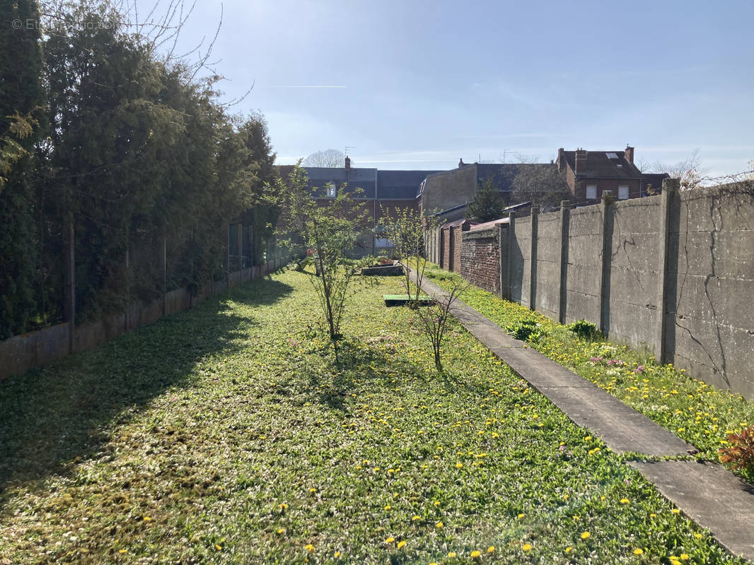 Terrain à ARRAS