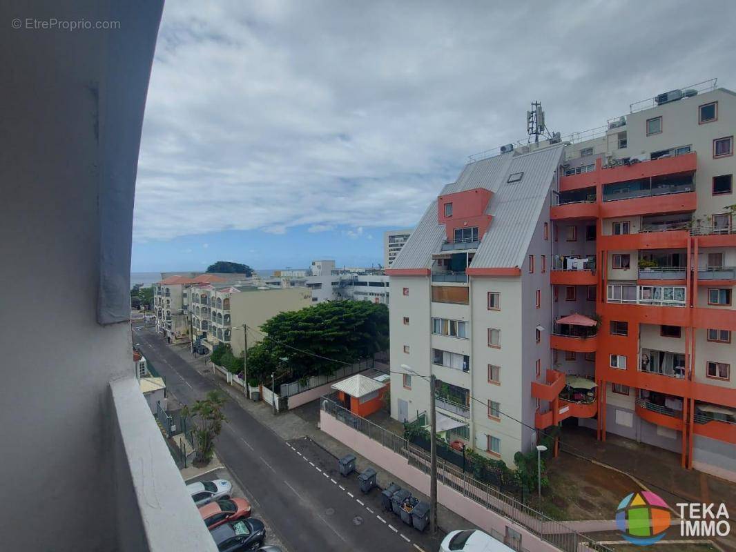 Appartement à SAINT-DENIS