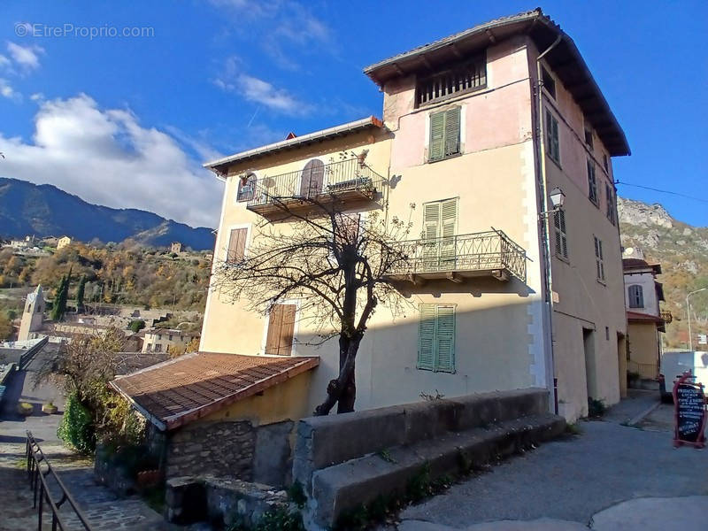 Maison à ROQUEBILLIERE