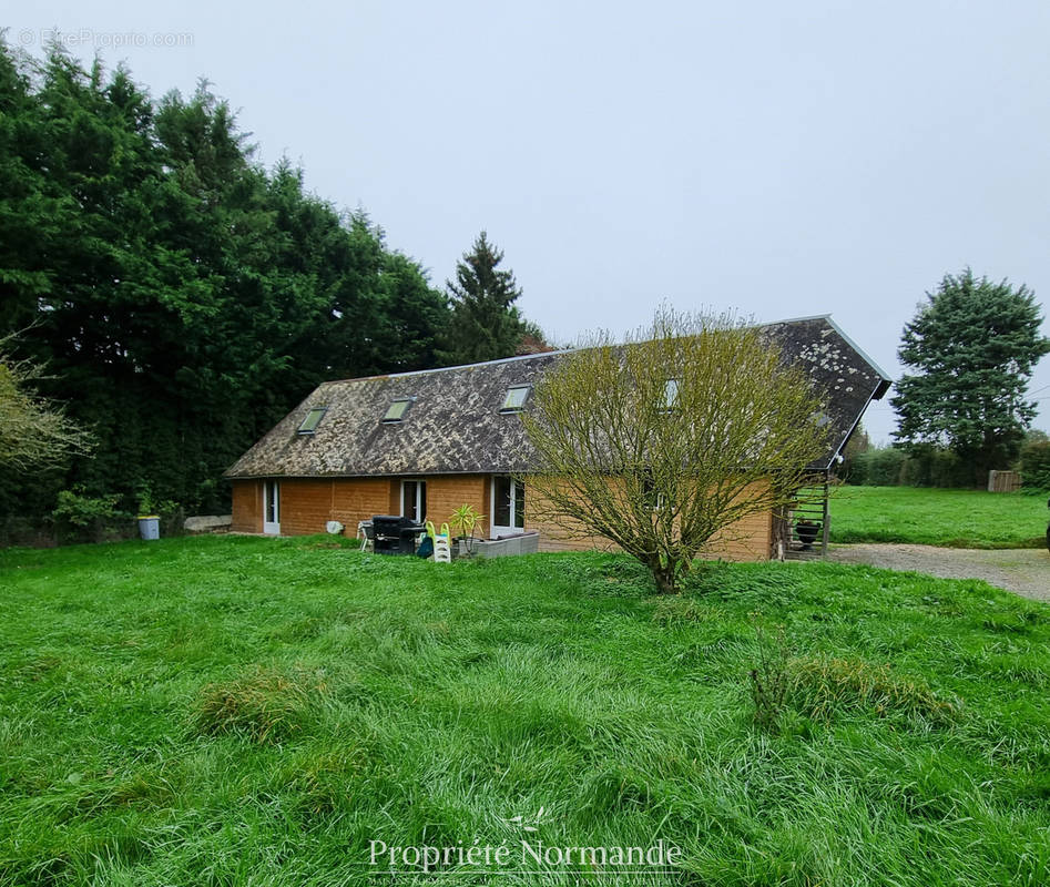 Maison à BERNAY