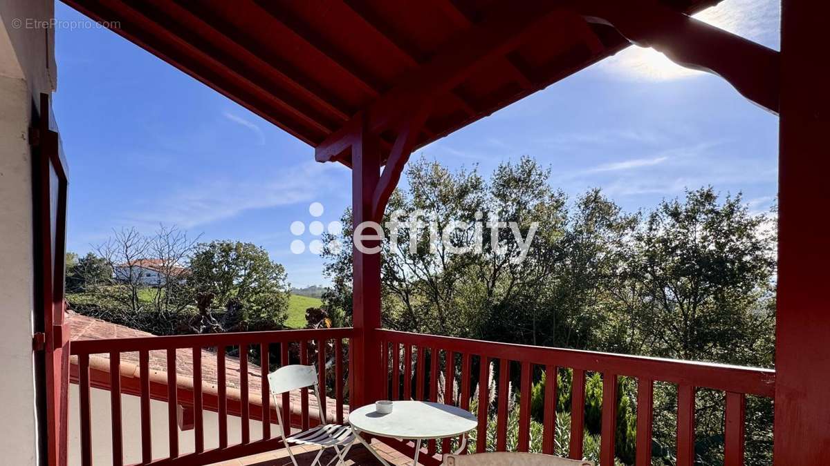 Maison à LA BASTIDE-CLAIRENCE