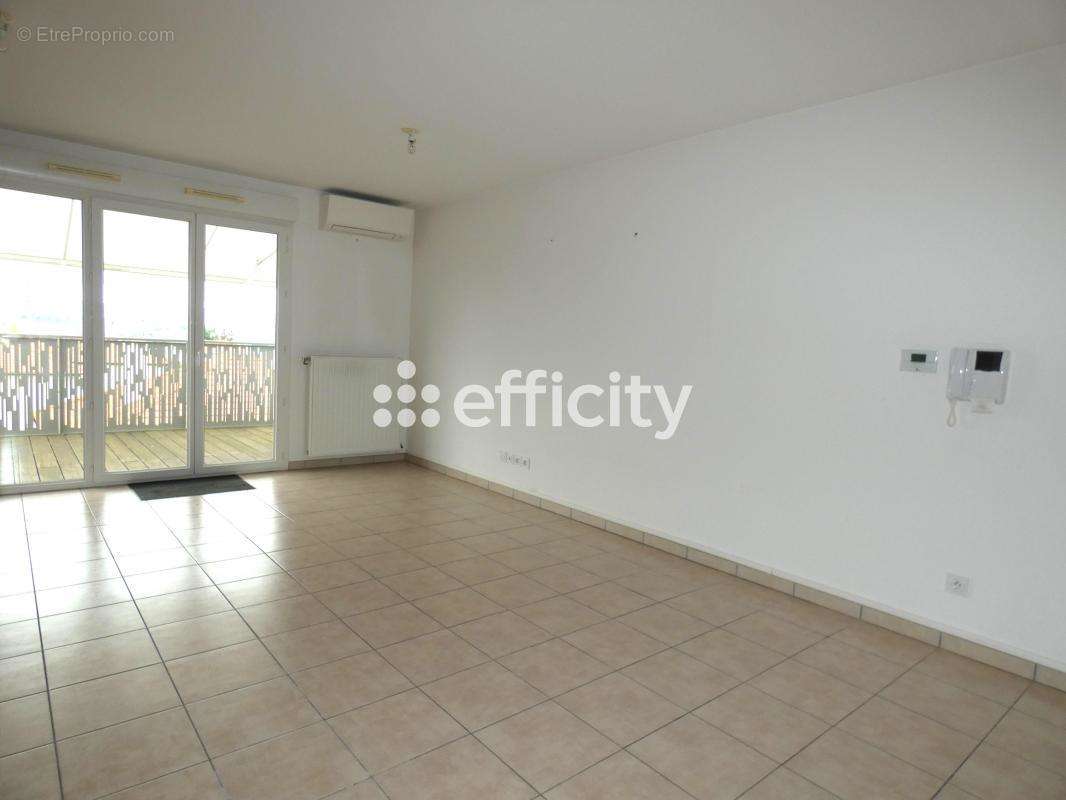 Appartement à FEYZIN