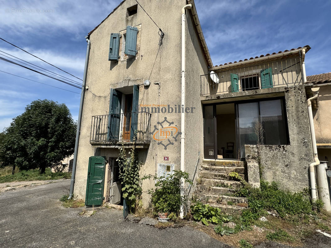 Maison à CORNUS