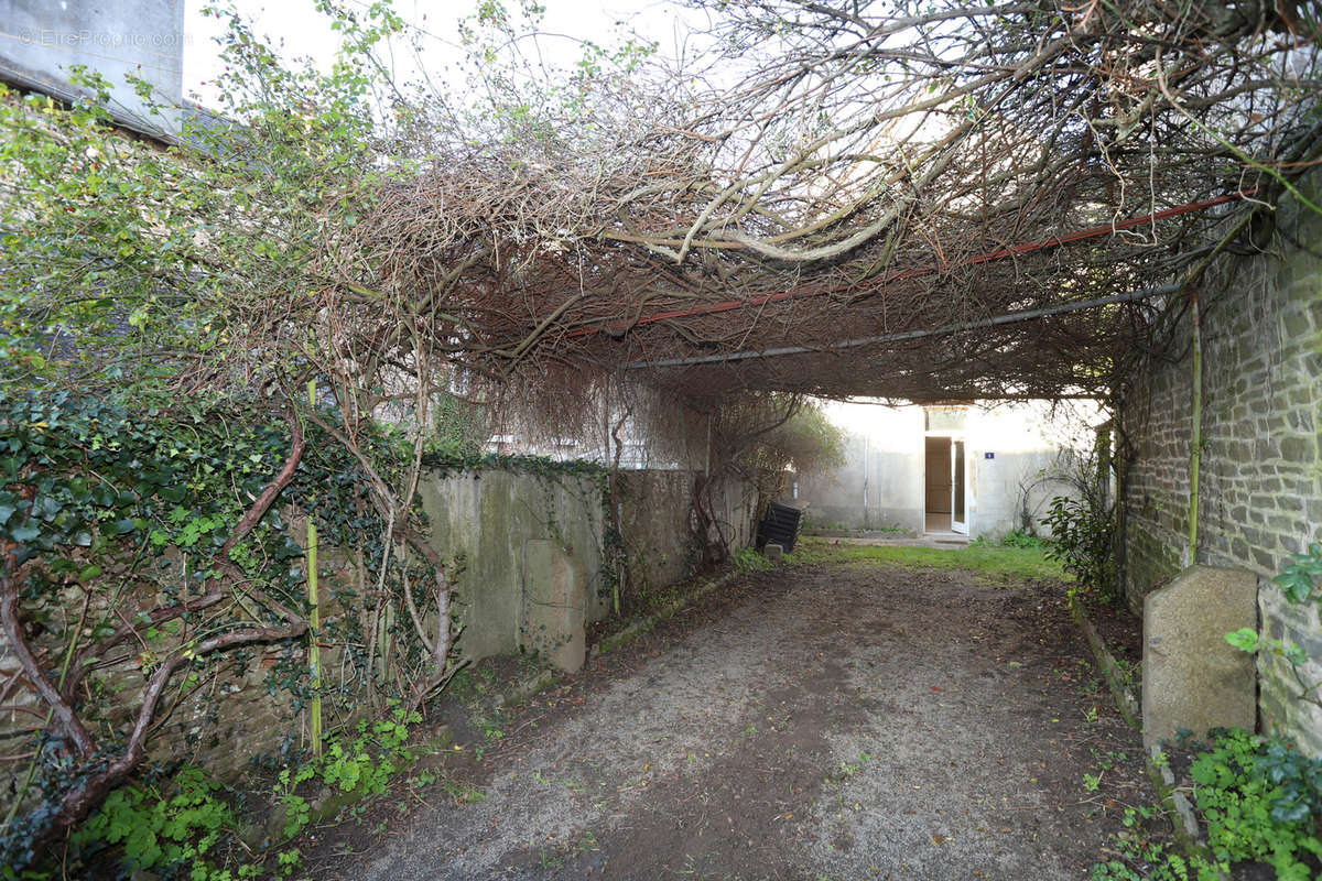 Maison à COESMES