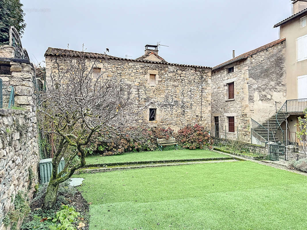 Maison à SAINT-ROME-DE-TARN