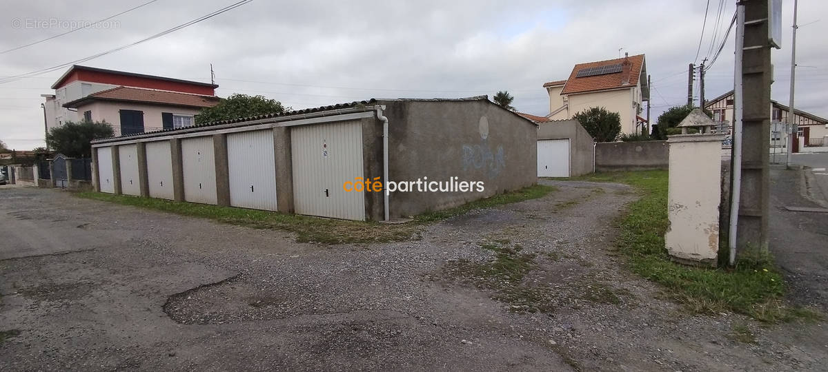 Parking à TARBES