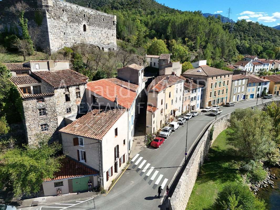 Maison à QUILLAN