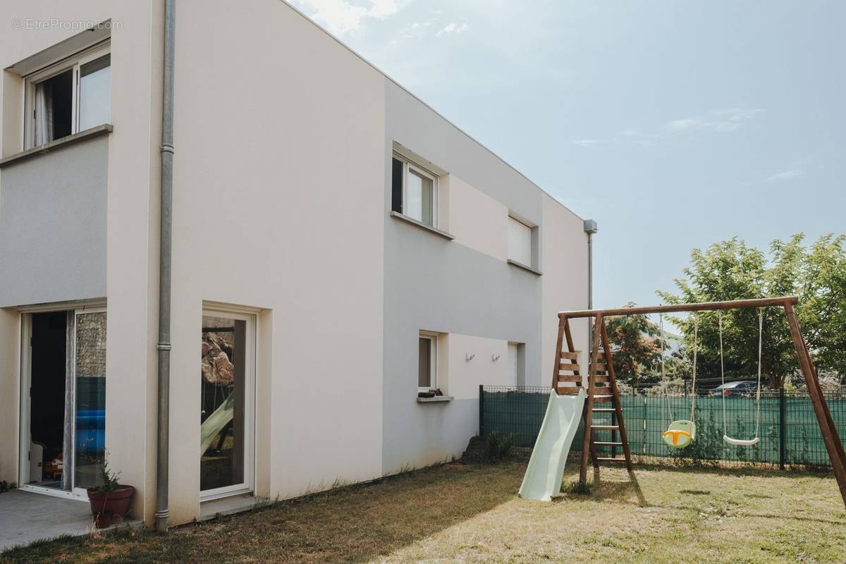 Appartement à LE CENDRE