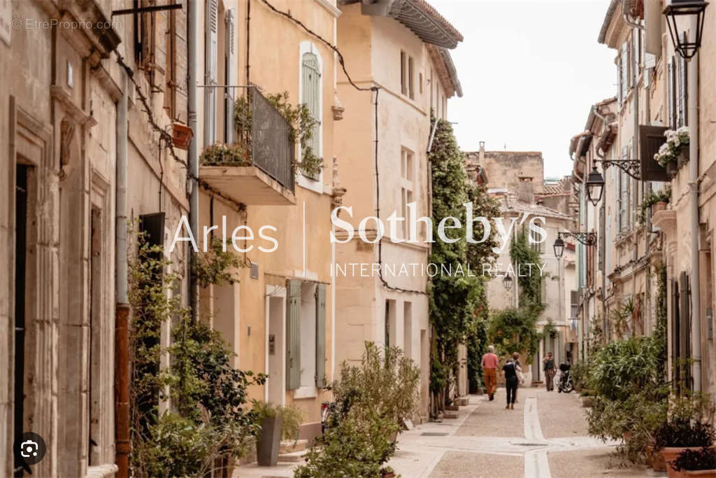 Appartement à ARLES